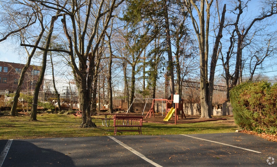 More Photos Of 180 Theodore Fremd Ave, Rye Apartments For Sale