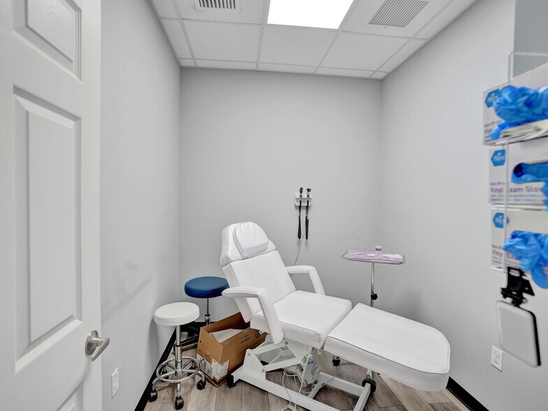 More Photos Of 8080 Pasadena Blvd, Pembroke Pines Rehabilitation Center For Sale