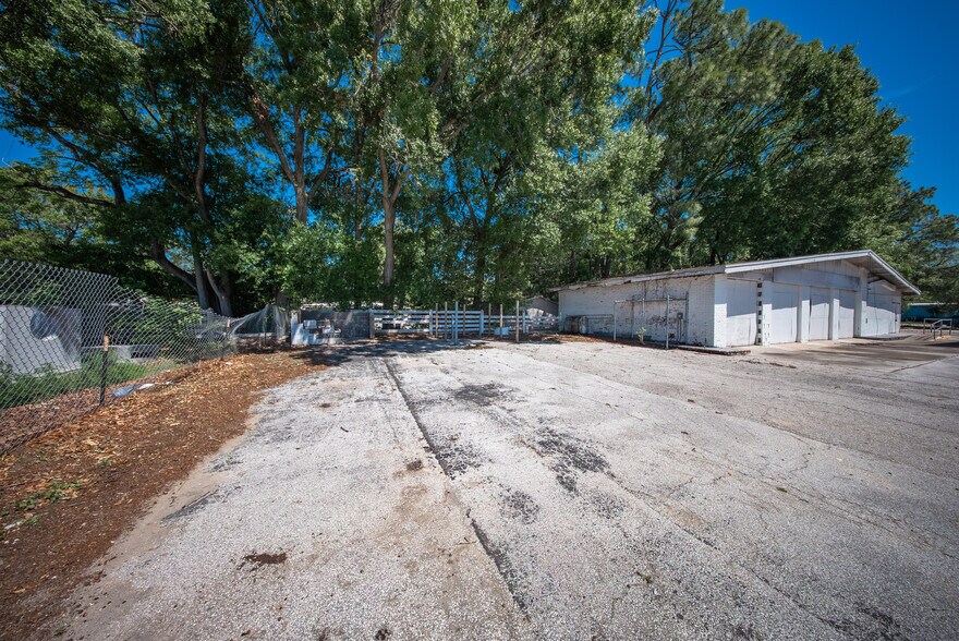 More Photos Of 3511 Emerson St, Jacksonville Land For Lease