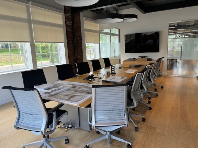 More Photos Of 1501 Kings Hwy E, Fairfield Office For Lease