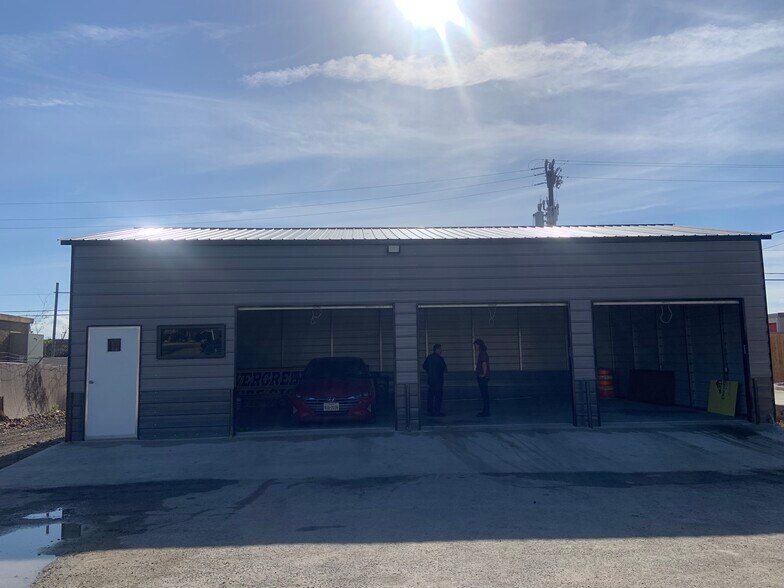 Primary Photo Of 6616 Fm 78, San Antonio Unknown For Lease