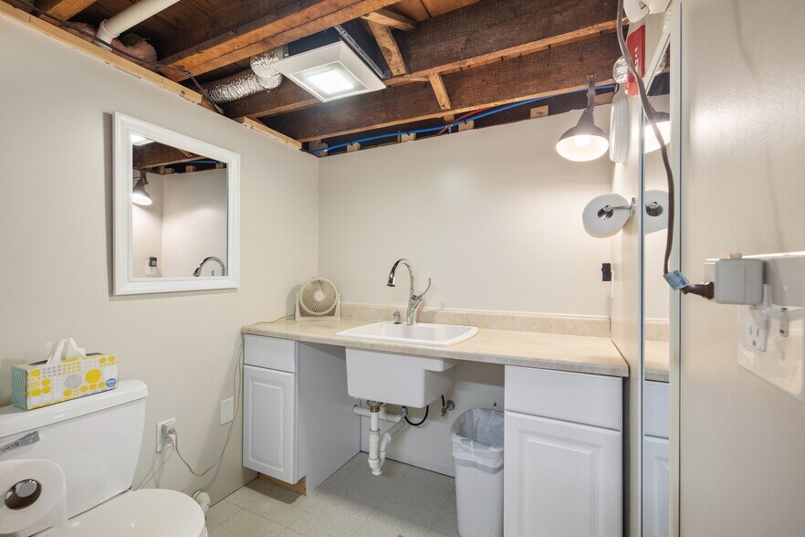 More Photos Of 212 Washington St, West Warwick Multifamily For Sale