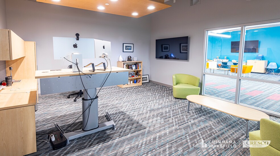 More Photos Of 1375 Euclid Ave, Cleveland Office For Lease