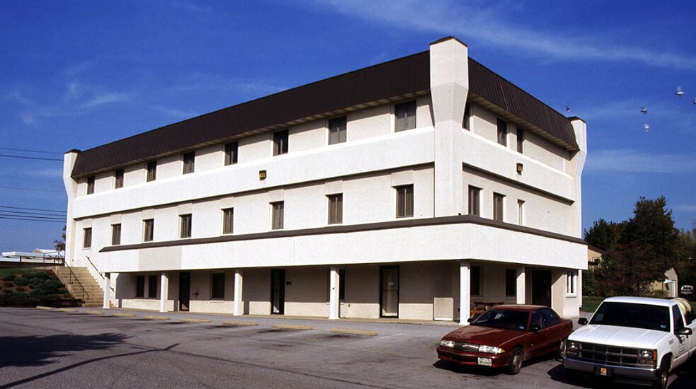 More Photos Of 4601 Locust Ln, Harrisburg Medical For Lease