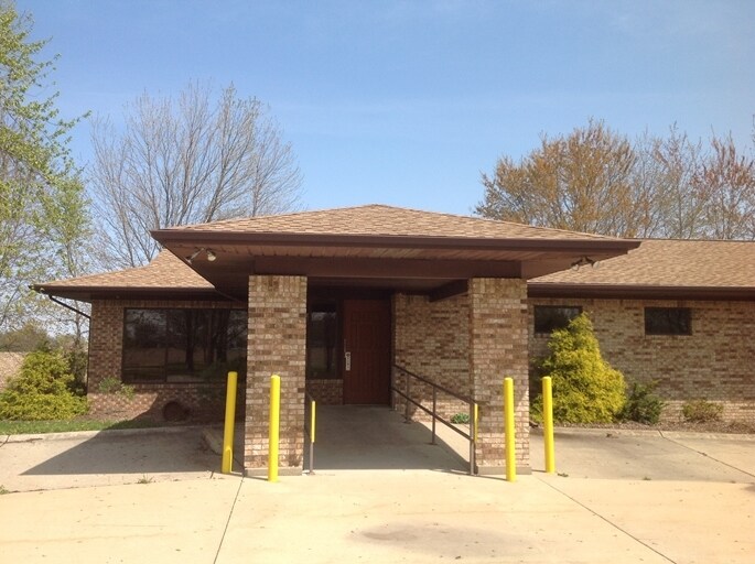 More Photos Of 510 W Jackson St, Mulberry Medical For Lease