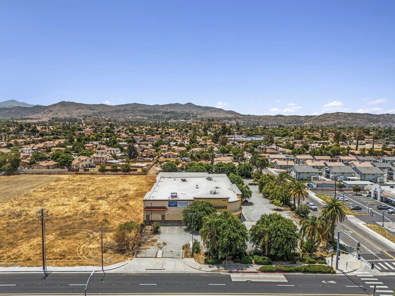 More Photos Of 42021 E Florida St, Hemet Drugstore For Sale