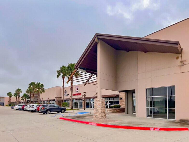 More Photos Of 2401 S Shary Rd, Mission Restaurant For Lease