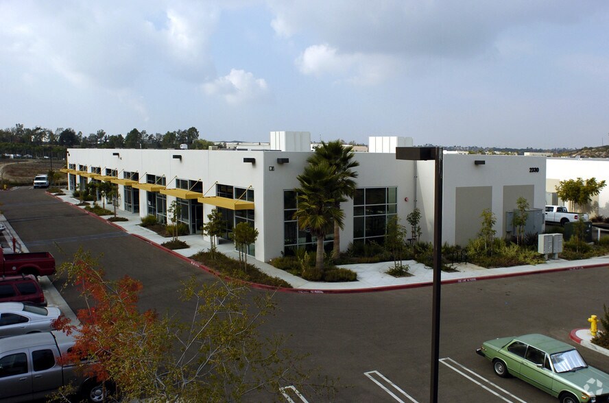 More Photos Of 2330 La Mirada Dr, Vista Unknown For Lease