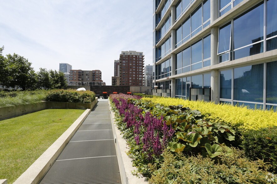 More Photos Of 1401 S State St, Chicago Apartments For Lease