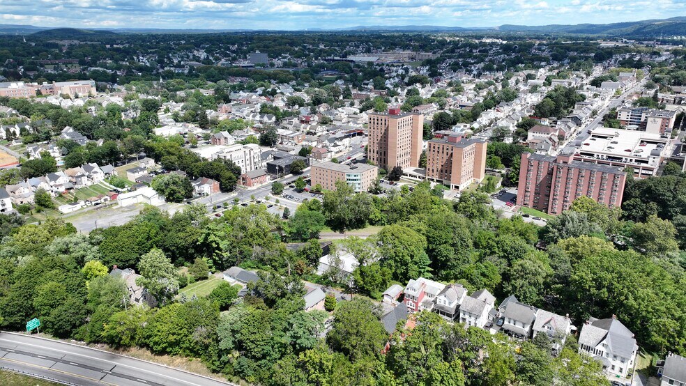 More Photos Of 719 Conestoga St, Bethlehem Warehouse For Lease