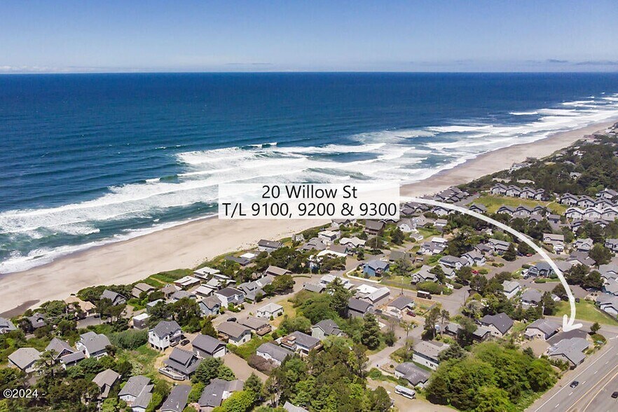 More Photos Of 20 Willow St, Depoe Bay Industrial For Sale