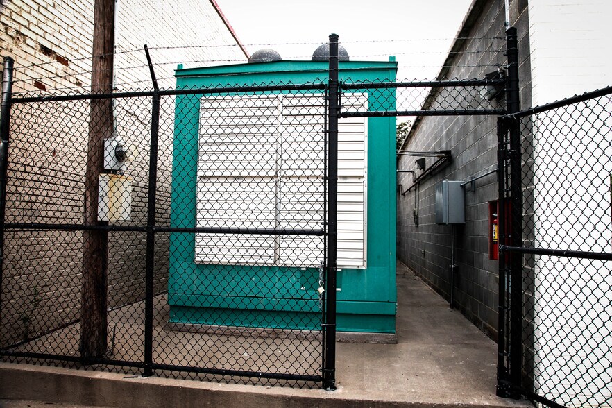 More Photos Of 701 N Broadway Ave, Oklahoma City Office For Lease