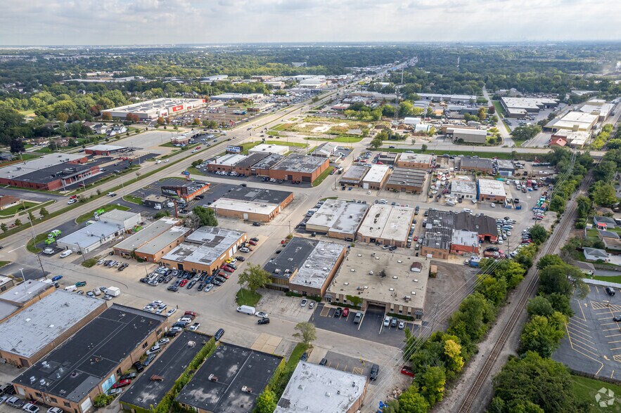 More Photos Of 727-729 N Yale Ave, Villa Park Warehouse For Lease