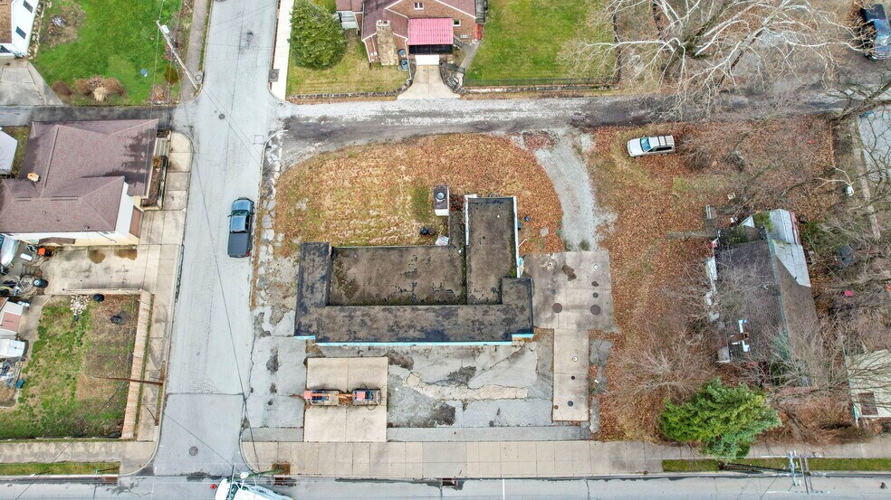 More Photos Of 2400 Ligonier St, Latrobe Auto Repair For Sale