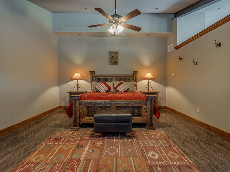 More Photos Of 341070 E 890 Rd, Chandler Lodge Meeting Hall For Sale