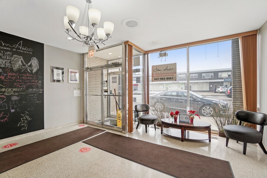 More Photos Of 8057 N Milwaukee Ave, Niles General Retail For Sale