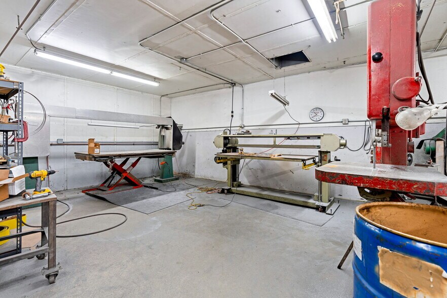 More Photos Of 205 Commercial St, Whitman Manufacturing For Sale