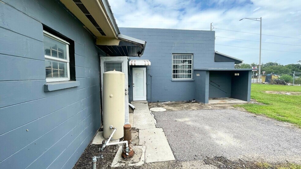 More Photos Of 5503 Us Highway 98 S, Lakeland Health Club For Sale