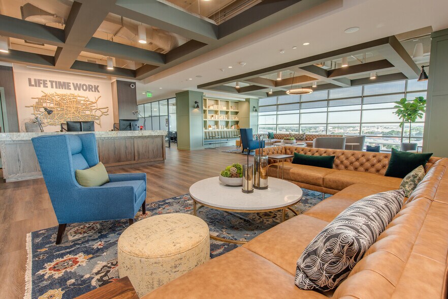 More Photos Of 225 S Dixie Hwy, Coral Gables Coworking Space