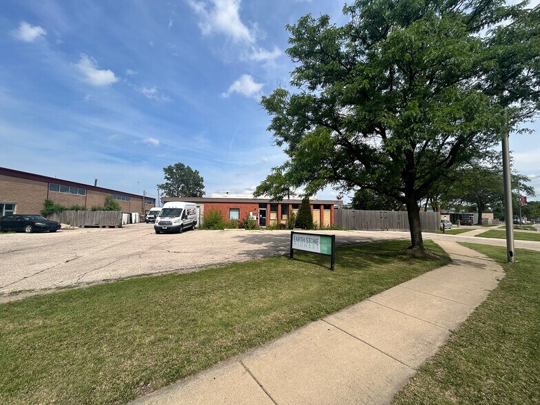 Primary Photo Of 4619 N 25th Ave, Schiller Park Warehouse For Sale