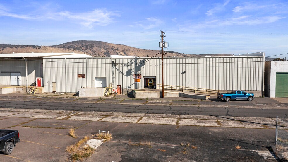 More Photos Of 661 S Spring St, Klamath Falls Refrigeration Cold Storage For Lease
