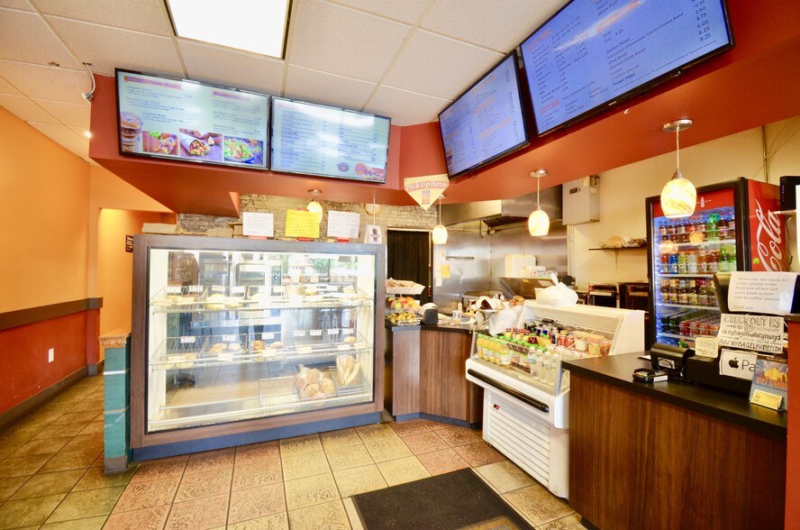 45004520 City Line Ave, Philadelphia, PA 19131 For Lease