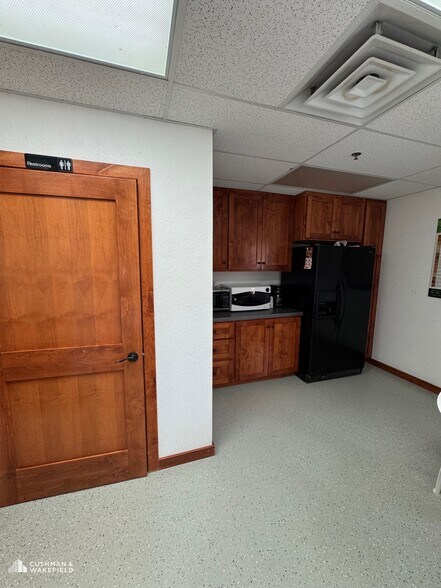 More Photos Of 133 Racquette Dr, Fort Collins Warehouse For Lease