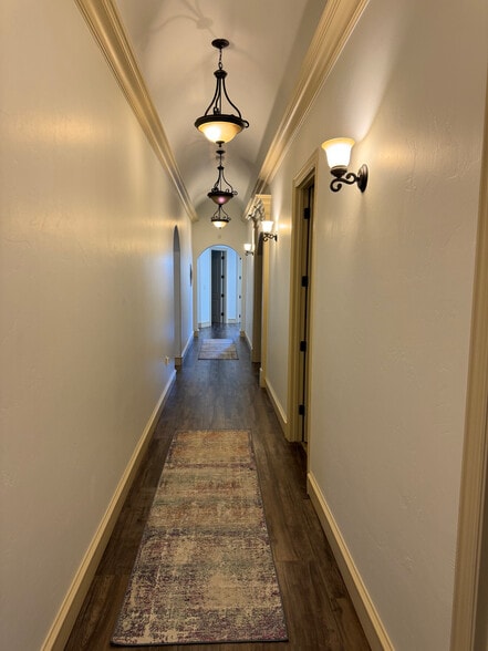 More Photos Of 2271 E Continental Blvd, Southlake Medical For Lease