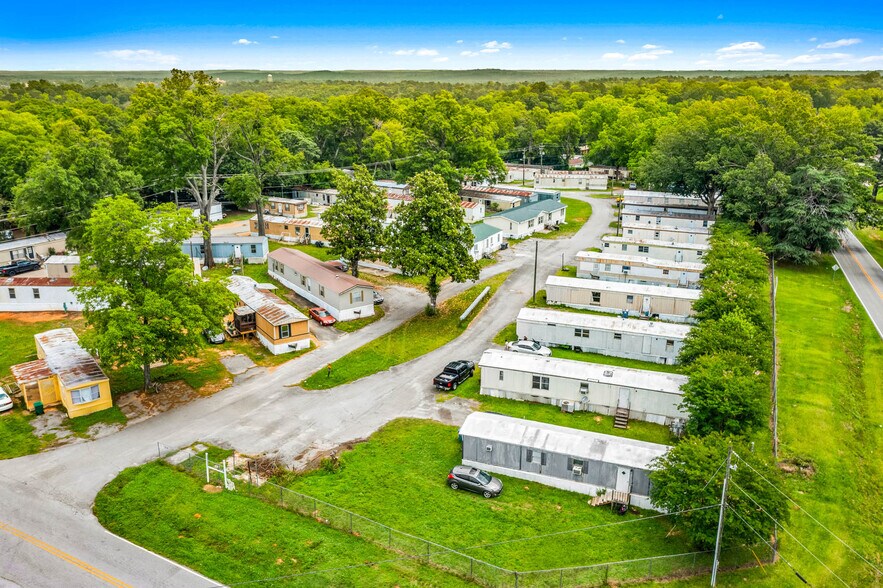 Primary Photo Of 105 Ivey Dr, Milledgeville Manufactured Housing Mobile Home Park For Sale