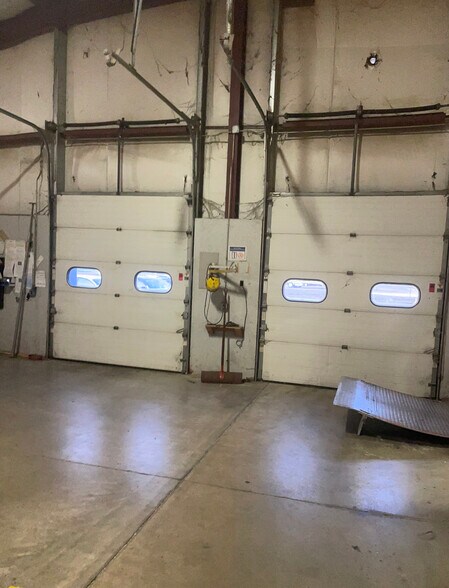 More Photos Of 28680 Holiday Place, Elkhart Distribution For Lease