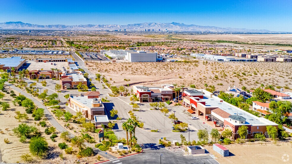 More Photos Of 1477 E Lake Mead Pky, Henderson General Retail For Lease