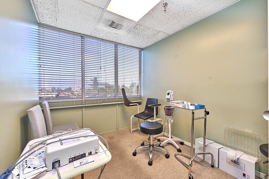More Photos Of 4305 Torrance Blvd, Torrance Medical For Sale