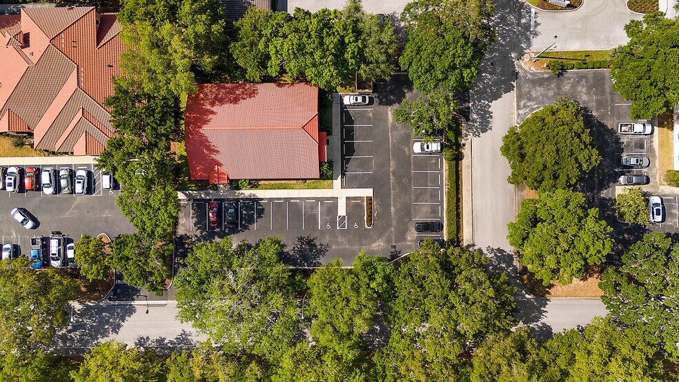 More Photos Of 700 Doctors Ct, Leesburg Medical For Sale