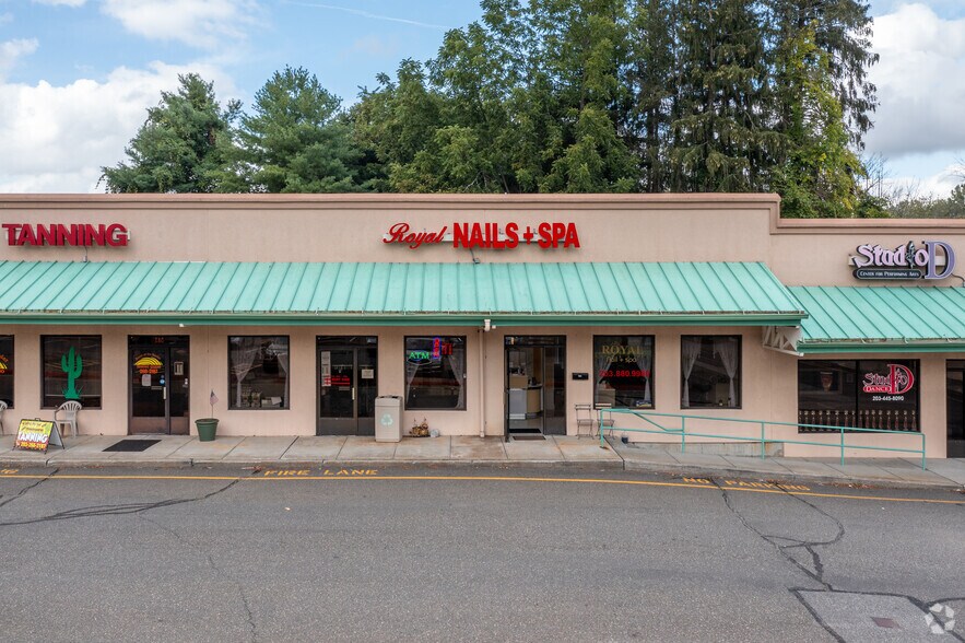 More Photos Of 380 Monroe Tpke, Monroe Storefront For Lease