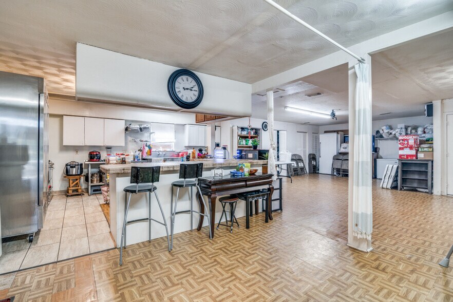 More Photos Of 1149 N Plano Rd, Garland Religious Facility For Sale