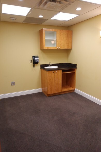 More Photos Of 603 S Boulevard, Tampa Medical For Lease