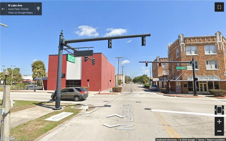 More Photos Of 2 W Main St, Avon Park Office Residential For Sale