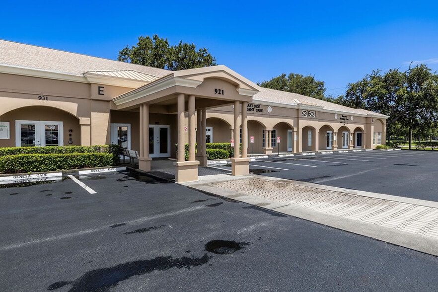More Photos Of 923-931 37th Pl, Vero Beach Medical For Lease