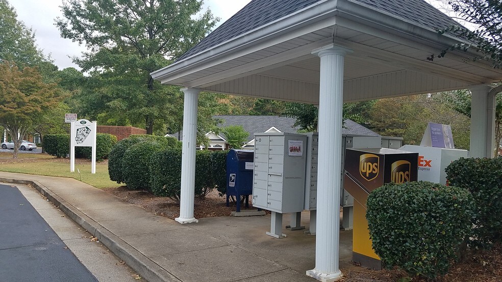 More Photos Of 2401 East Crossville Rd, Roswell Office Residential For Sale