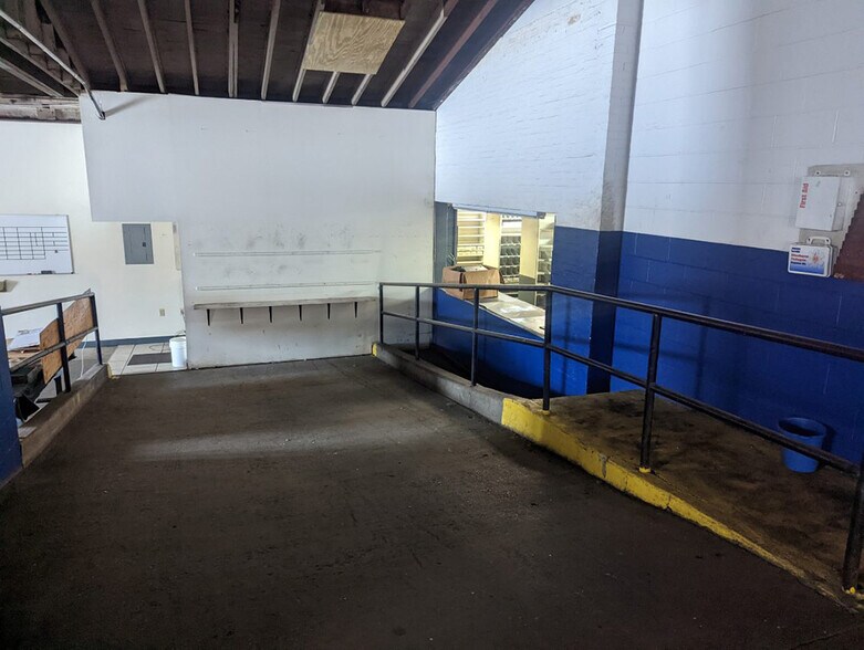 More Photos Of 151 Walnut St, Kittanning Auto Dealership For Sale