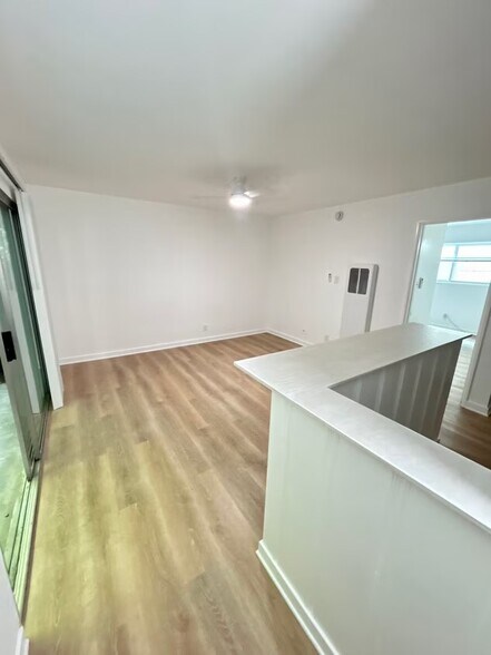 More Photos Of 1453 S Westgate Ave, Los Angeles Apartments For Sale