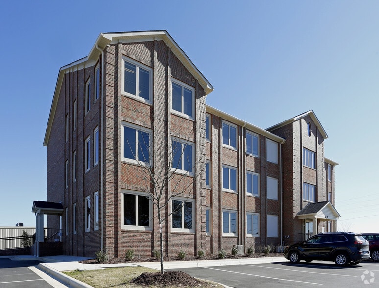 More Photos Of 7724 Raeford Rd, Fayetteville Medical For Sale