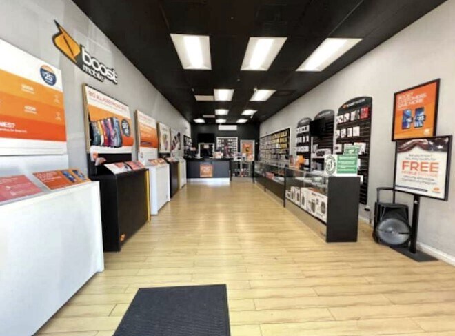 More Photos Of 1000-1018 N Vermont Ave, Los Angeles Unknown For Lease