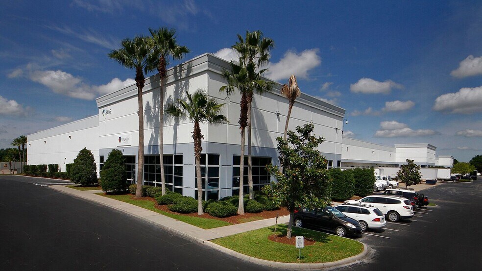 More Photos Of 7524-7598 Currency Dr, Orlando Unknown For Lease