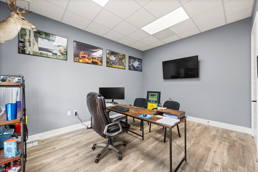 More Photos Of 28809 Hardin Store Rd, Magnolia Office For Sale