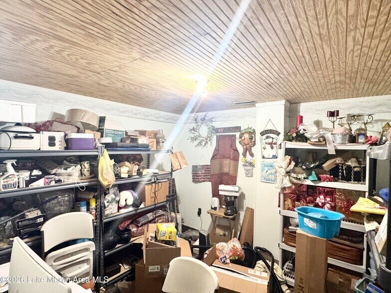 More Photos Of 835 Marshall St, Alexander City Specialty For Sale