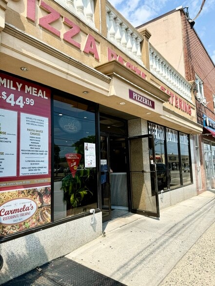 More Photos Of 908-912B Hempstead Tpke, Franklin Square Restaurant For Sale