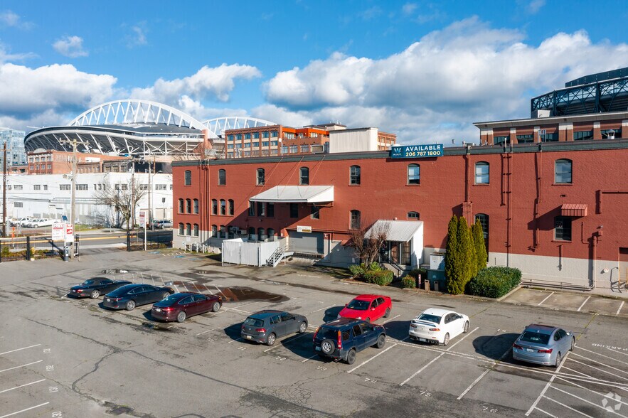More Photos Of 1201 1st Ave S, Seattle Warehouse For Lease