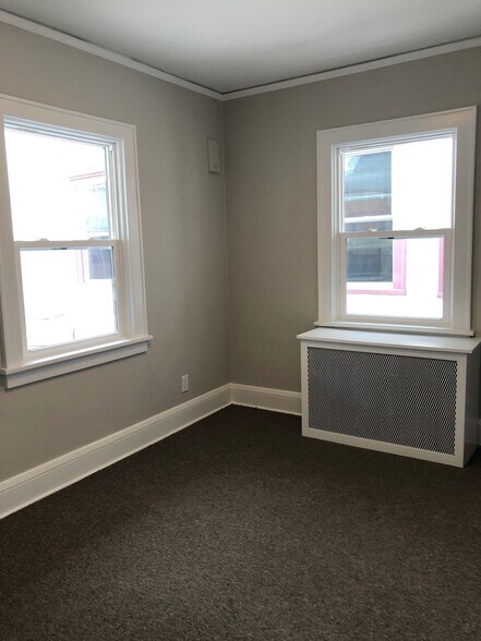 More Photos Of 840 Grand Ave, Saint Paul Freestanding For Lease