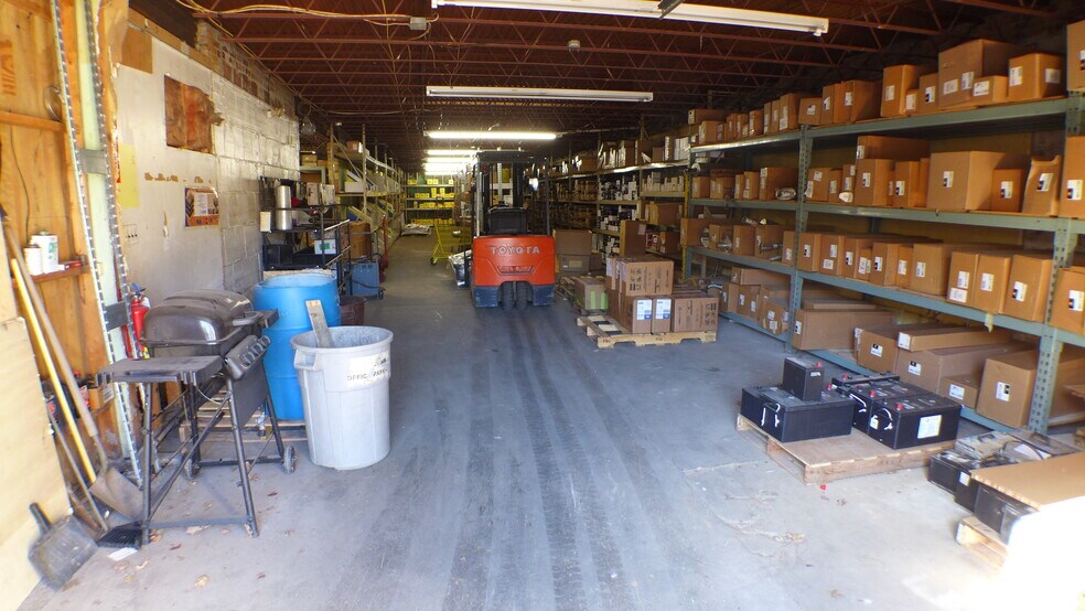 More Photos Of 1610 7th Ave, Beaver Falls Storefront For Sale